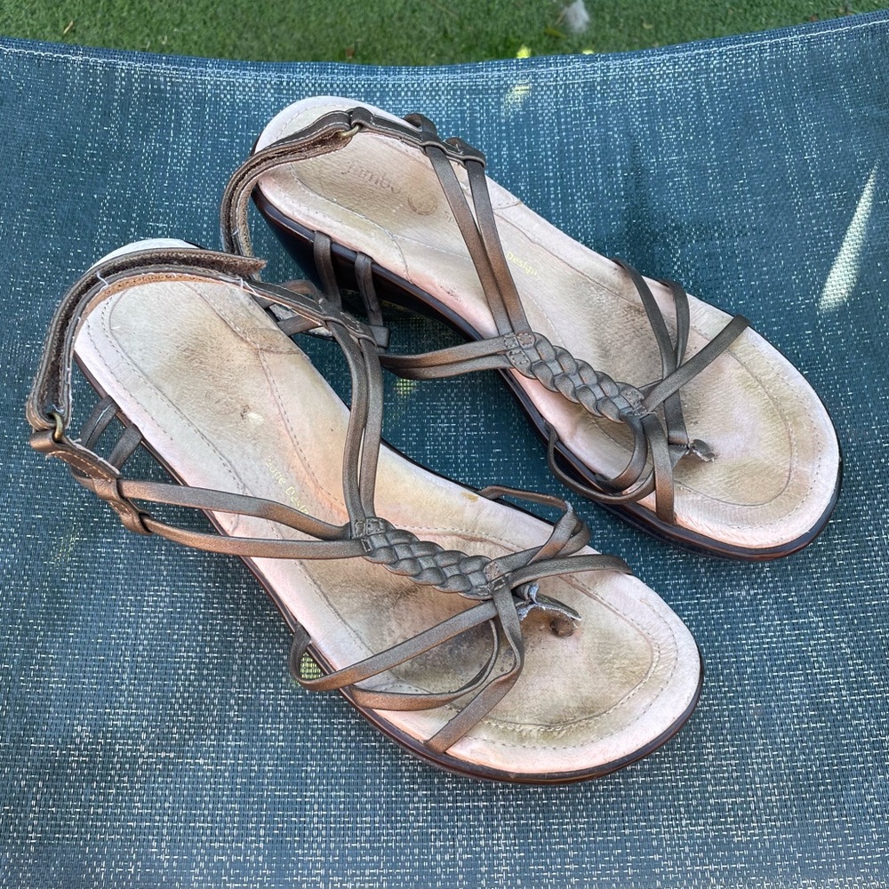 Jambu Sandals comfort shoes size 8 brown, braided, buckle details